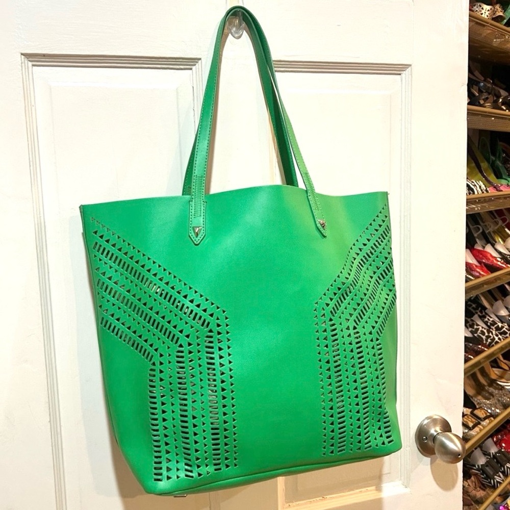 Stella & Dot Large Kelly Green Tote Bag & Canvas Pouch